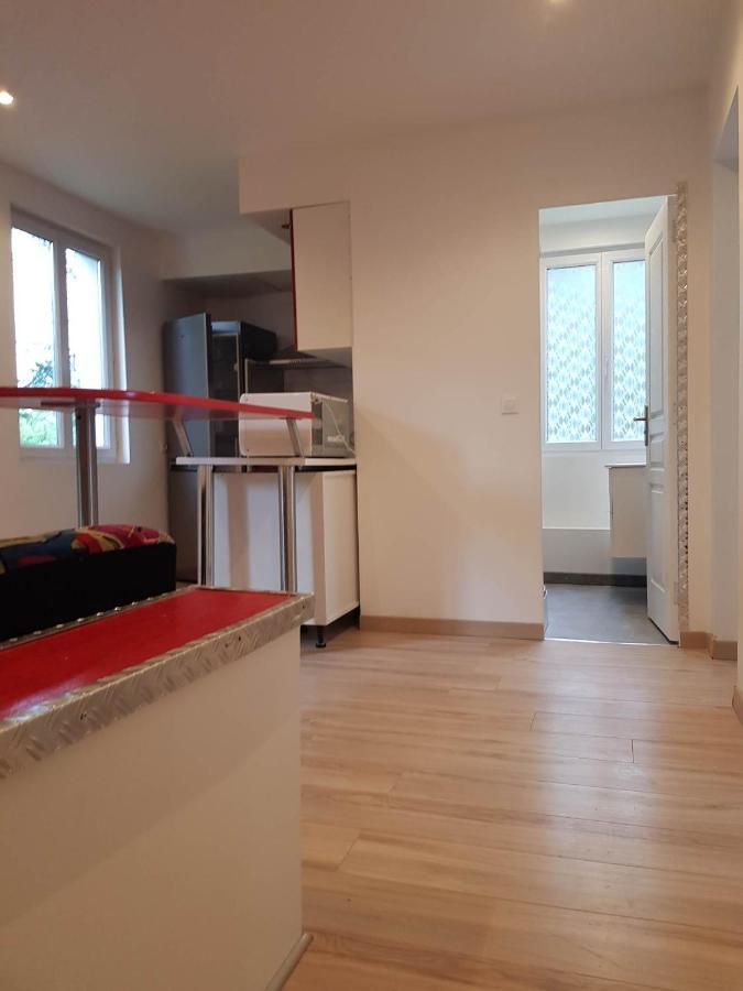 05 - Tres Joli 3 Pieces Neuf 2 Chambres, Logement Tout Equipe Pour 1 A 4 Personnes Maximum, Vue Sur Jardin Avec Parking Privatif, Grand Fourgon Possible, Tout Le Linge De Maison Est Fourni Annesse-et-Beaulieu Exterior foto
