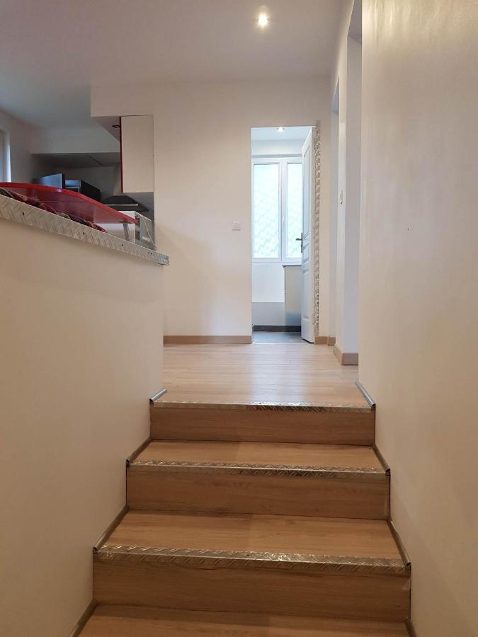 05 - Tres Joli 3 Pieces Neuf 2 Chambres, Logement Tout Equipe Pour 1 A 4 Personnes Maximum, Vue Sur Jardin Avec Parking Privatif, Grand Fourgon Possible, Tout Le Linge De Maison Est Fourni Annesse-et-Beaulieu Exterior foto