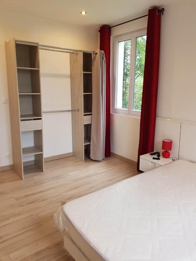 05 - Tres Joli 3 Pieces Neuf 2 Chambres, Logement Tout Equipe Pour 1 A 4 Personnes Maximum, Vue Sur Jardin Avec Parking Privatif, Grand Fourgon Possible, Tout Le Linge De Maison Est Fourni Annesse-et-Beaulieu Exterior foto