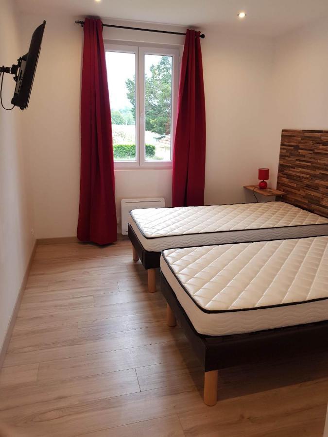 05 - Tres Joli 3 Pieces Neuf 2 Chambres, Logement Tout Equipe Pour 1 A 4 Personnes Maximum, Vue Sur Jardin Avec Parking Privatif, Grand Fourgon Possible, Tout Le Linge De Maison Est Fourni Annesse-et-Beaulieu Exterior foto